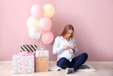 Préparez la Venue de Bébé: 10 Idées Cadeau pour Femme Enceinte