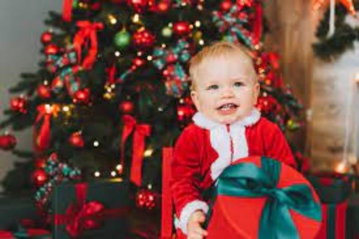Noël est une période spéciale pour célébrer en famille avec notre sélection d'idées cadeaux bébés 10 mois