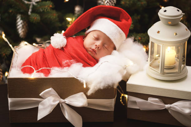 Les cadeaux vestimentaires sont à la fois pratiques et mignons, et ils assurent que le bébé est bien habillé pour les festivités de Noël